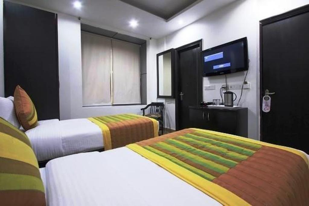 Hotel Universe Inn Нью-Делі Номер фото